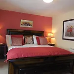 Crystal Springs 3*