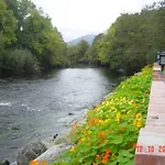 Bed and breakfast Crystal Springs 3*