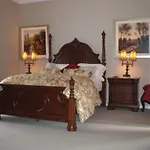 Bed & Breakfast Crystal Springs 3*