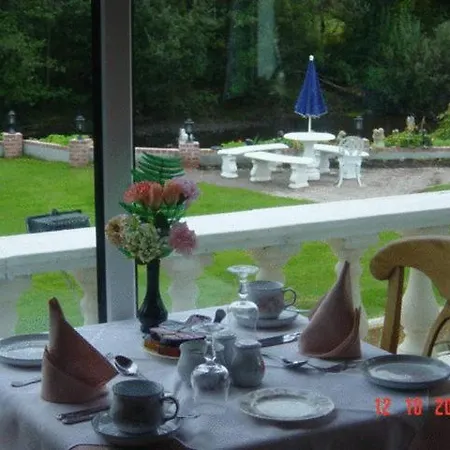 Crystal Springs 3*