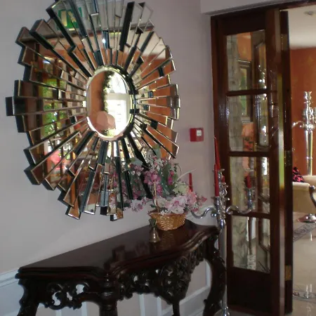 クリスタル スプリングス ベッド・アンド・ブレックファスト