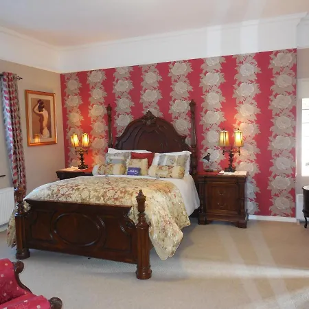 Bed & Breakfast Crystal Springs 3*