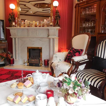 Crystal Springs Bed & Breakfast 3*