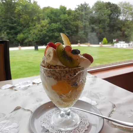 Bed & Breakfast Crystal Springs 3*