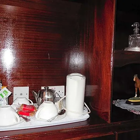 Crystal Springs Bed & Breakfast 3*