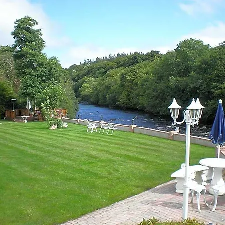 Crystal Springs Bed & Breakfast 3*