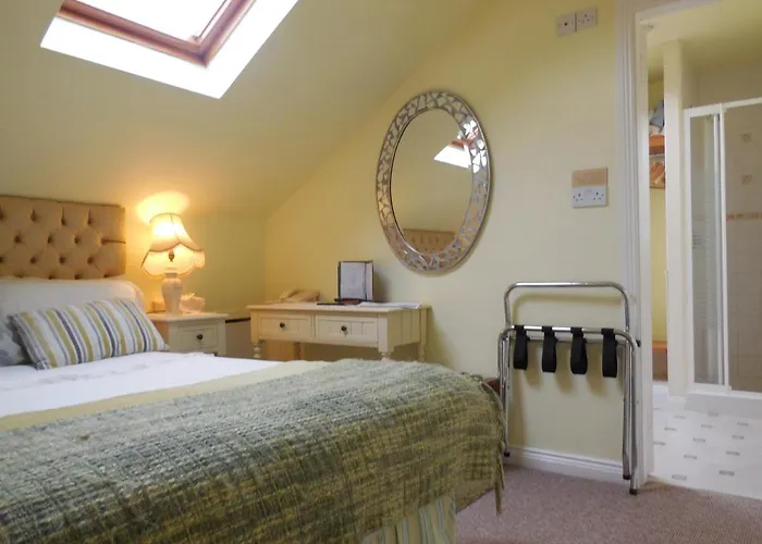 Crystal Springs Couette-café 3*